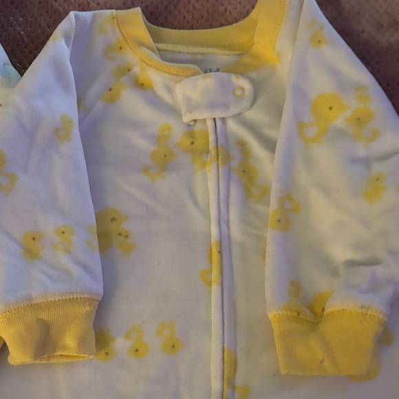 0-9 MONTHS Carter's Dinosaur and Duck Print Sleep Sacks - set of 2 very very cut - Picture 6 of 7